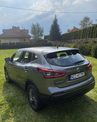 Nissan Qashqai cena 62900 przebieg: 65000, rok produkcji 2017 z Działdowo małe 172